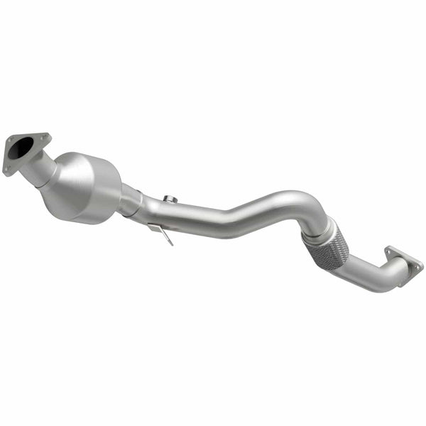 MagnaFlow OEM Grade Federal / EPA Compliant Direct-Fit Catalytic Conve